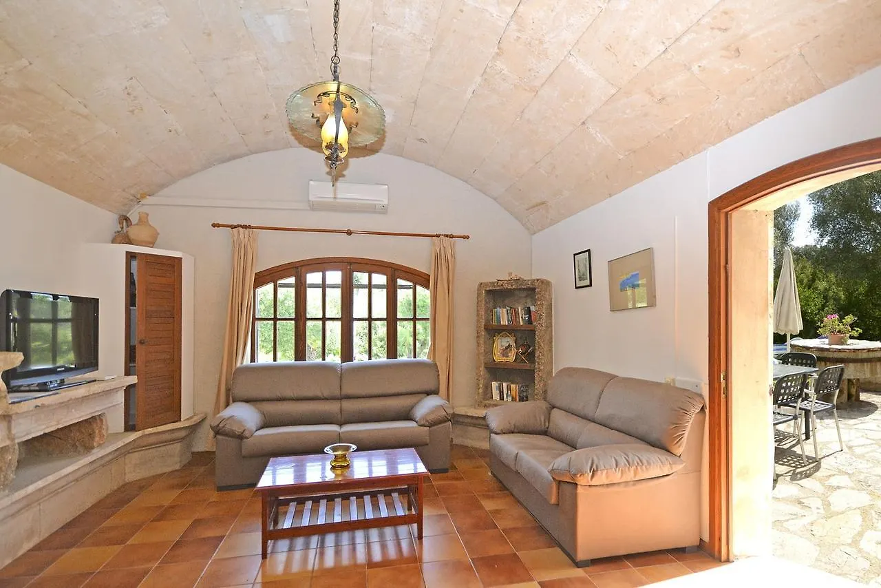 Villa Moli Buger 0*,